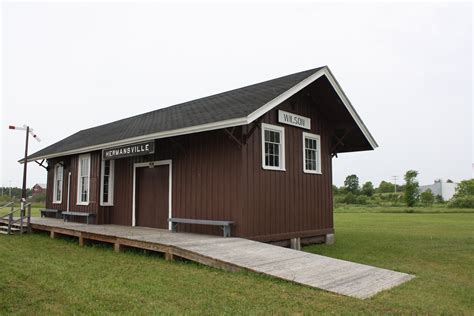 Wilson Funeral Homes, funeral services & flowers in Michigan