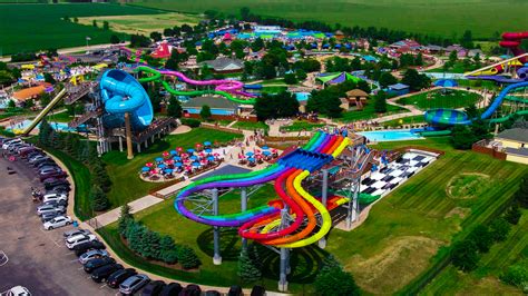 Raging Waves Largest Waterpark In Illinois Opens Saturday Nbc Chicago