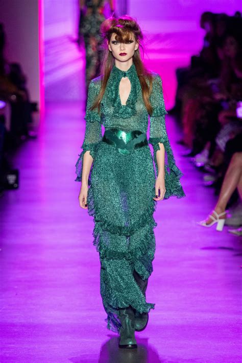 anna sui fall 2020 ready to wear collection vogue fashion show ready to wear fashion