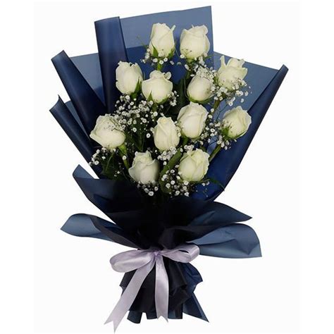Order 12 White Roses Bouquet To Cebu Buy 12 Roses In Bouquet Cebu