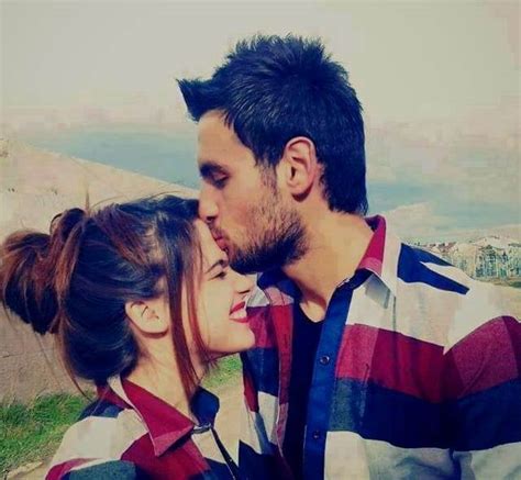 101 most romantic whats app dp for couples