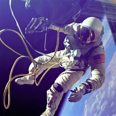 Confira 11 Imagens Incríveis De Astronautas Da Nasa No Espaço Mega