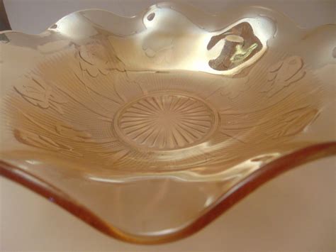 Vintage Gold Tinted Wavy Glass Bowl Home Décor Etsy