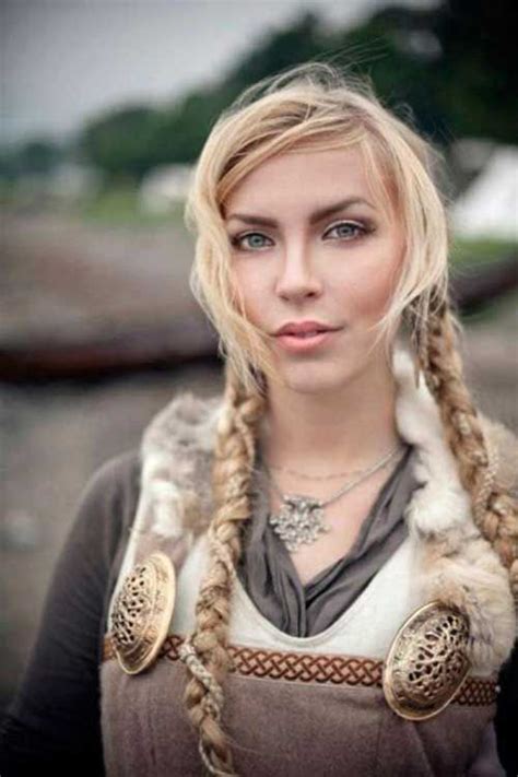 Easy Hairstyles For Women Viking Woman Viking Queen Vikings