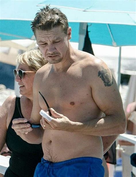 Jeremy In Italy With Ouchie Finger Us Fans Needs To Kiss It Jeremy Renner Speedo Swimwear