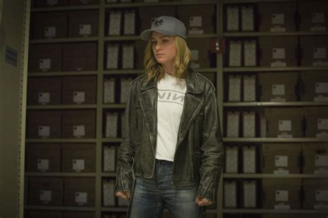 The thing is, brie larson's captain marvel isn't like how other female superheroes portray their characters in the mcu. Brie Larson - "Captain Marvel" Posters and Photos 01/17 ...