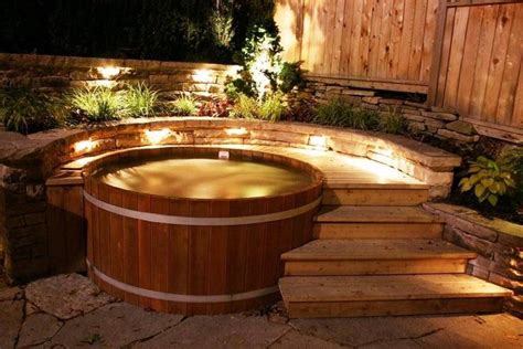 Northern Lights Cedar Tubs Quality Cedar Hot Tubs Hot Tub Deck Design Hot Tub Backyard