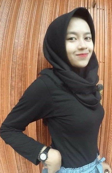 Pin Di Jilbab Cantik