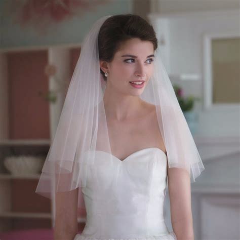Buy Simple Short Tulle Wedding Veils Cheap 2016 White