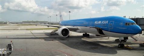 Book at least 2 weeks before departure in order to oman air, garuda indonesia and malaysia airlines have all waived their change and cancellation fees on flights from kuala lumpur intl to jakarta. Review of KLM flight from Kuala Lumpur to Jakarta in Economy