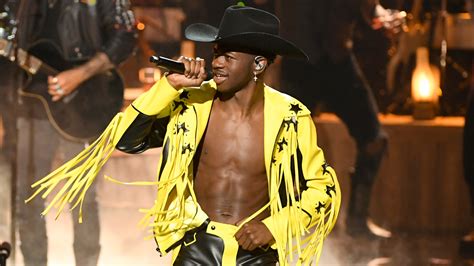 In early 2019, he gained his fame with the release of. Lil Nas X Seems To Confirm His Sexuality: 'I Thought I ...