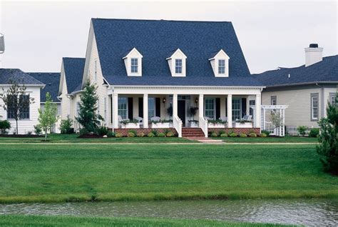 Cape Cod Home Siding Styles And Hues