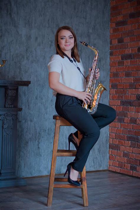 Hire Female Sax Dubai Female Saxophonist Scarlett Entertainment Uae