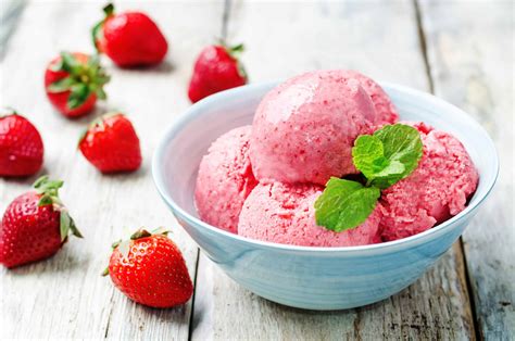 The 4th Of July Strawberry Ice Cream Loss And Love Collab Kitchen