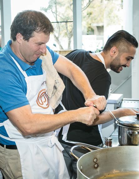 תוכנית מאסטר שף חוזרת לעונה 2. נבחרת "מאסטר שף" נחשפת