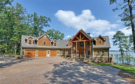 From 464 house rentals to 57 cabin rentals, find a unique house rental for you to enjoy a memorable holiday or a weekend with your family and friends. Lake Hartwell Custom Homes - Traditional - Exterior ...