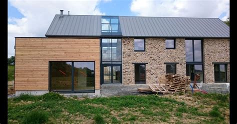En fonction du résultat souhaité, le bardage peut être en bois, en acier pour une touche de modernité et en terre cuite ou en pierre pour plus d'originalité. Elévation des murs - étageMayenne (53) Bardage bois ...