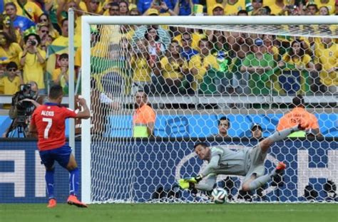 pics brazil beat chile 3 2 on penalties