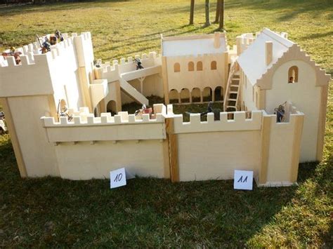 Spielst du mit dem gedanken ein einfamilienhaus aus holz zu bauen? Pin von ibrahim K auf ahşap oyuncak | Ritterburg, Holzspielzeug selber bauen, Burg bauen