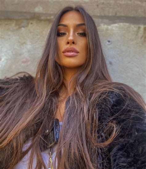 pin by j on beauties in 2022 beauty beautiful latina long hair styles