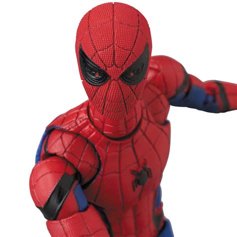 Spider Man Homecoming Ver15 Mafex Action Figure At Mighty Ape