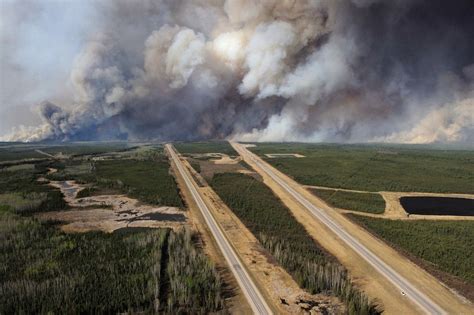 The Fort Mcmurray Fires Stunning Pulse Of Carbon To The Atmosphere