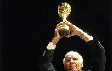 ZAGALLO ERA O ÚLTIMO TITULAR VIVO DO TIME QUE CONQUISTOU A PRIMEIRA