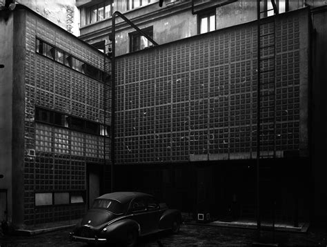 For this project, he collaborated with architect bernard bijvoet and master ironworker, louis dalbet. Maison de Verre by Bernard Bijvoet & Pierre Chareau (297AR ...