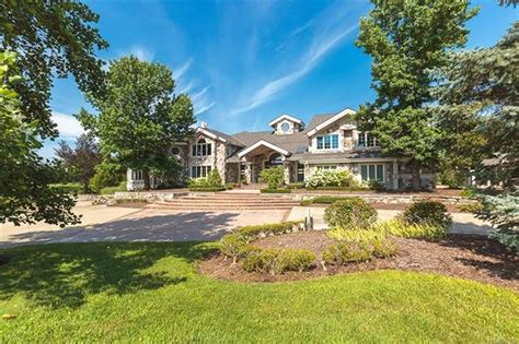 What Is Eminems Suburban Michigan Mansion Worth Today Curbed Detroit