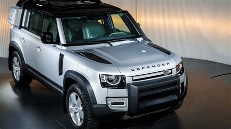 2020 Land Rover Defender 110 Pricing And Specs Caradvice