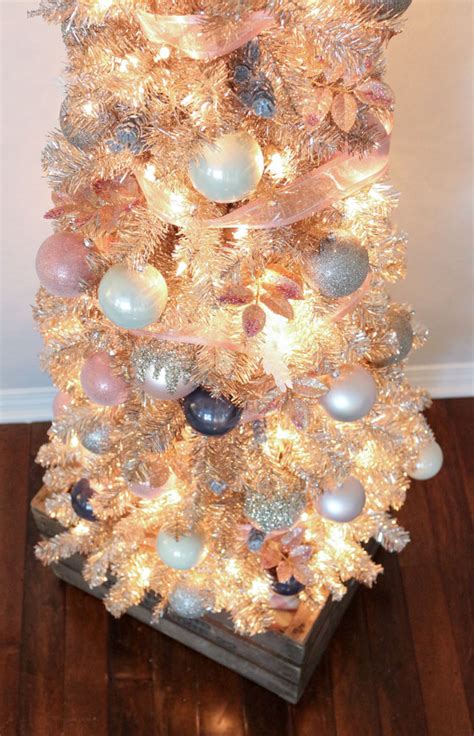 1 out of 5 stars. Decking the Halls with a Rose Gold Christmas Tree
