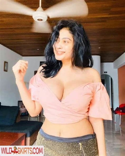 Piumi Hansamali Queenpiumi Nude Onlyfans Instagram Leaked Photo