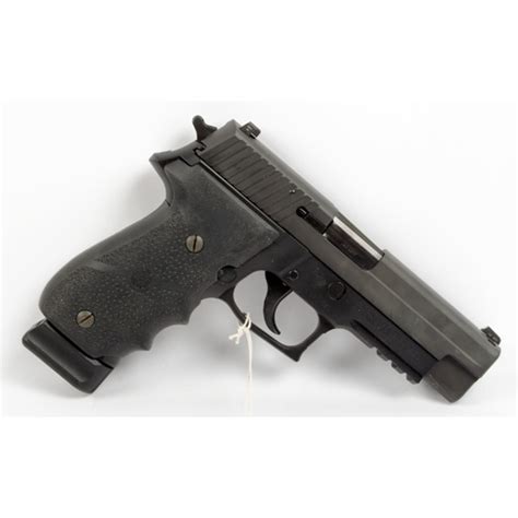 Sig P226 Semi Auto Pistol Cowans Auction House The Midwests Most