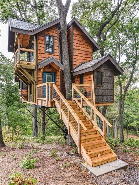 Simplicity Is Happiness Beautiful Tree Houses Cool Tree Houses