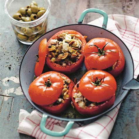 Gefüllte Tomaten mit Caponata Gemüse CREME GUIDES