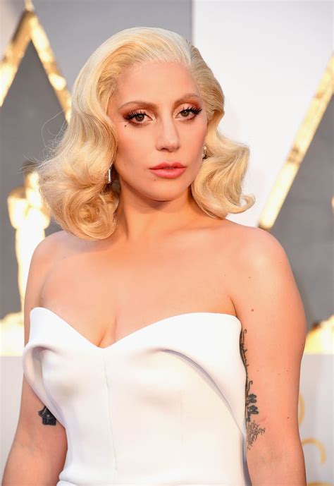Lady Gaga Hair And Makeup At The 2016 Oscars Popsugar Beauty