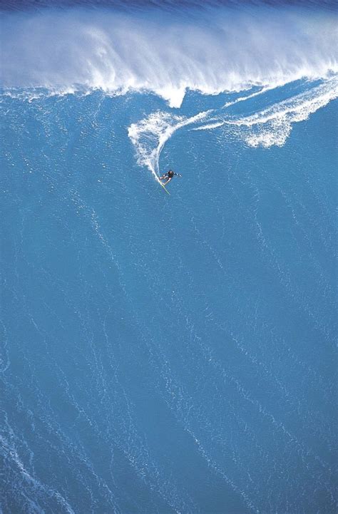 The Biggest Wave Ever Recorded Measures In At Ft Surfing Photography Big Wave Surfing