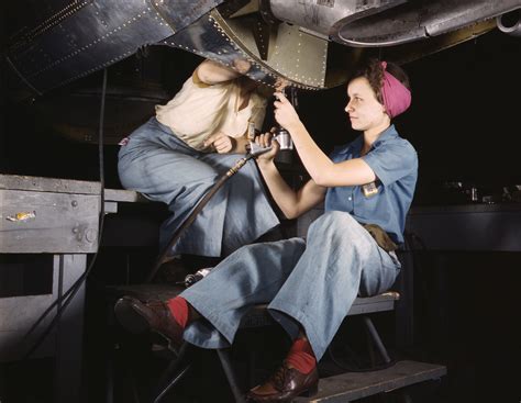 Filewomen Working At Douglas Aircraft Wikipedia The Free