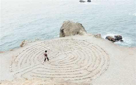 Labyrinth Symbolism And Meaning Wholeness Meaning Symbolism