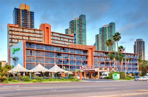 This california hotel offers a free daily hot breakfast парам особенно нравится расположение — они оценили проживание в этом районе для поездки вдвоем на 8,1. Holiday Inn San Diego-On the Bay, San Diego, CA Jobs ...