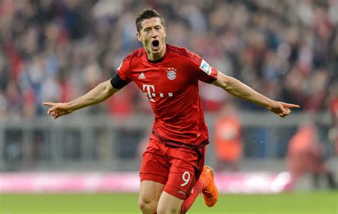 Robert Lewandowski Wallpapers Images Photos Pictures Backgrounds