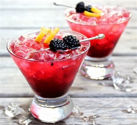 It's summer, time for cocktails! Best Summer Vodka Cocktails | Top 5 - Alux.com