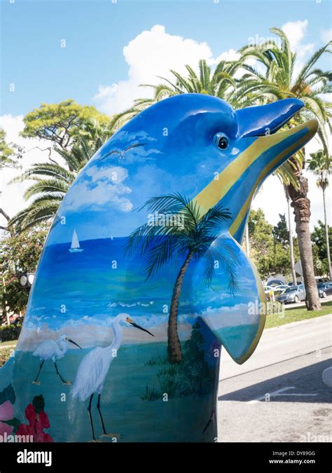 Venice Art Center, SEA Venice Public Arts Project, Dolphins and Turtles