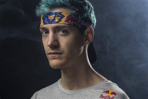 Ninja Devient Athlète Red Bull Esport