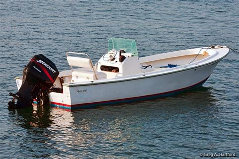 19 Foot Aquasport Boat Rental In Acadia
