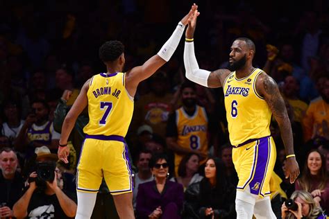 Powered By Lebron James Lakers Take A 3 1 Lead Over The Grizzlies