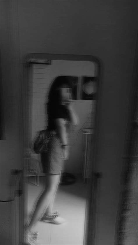 Dark Blurry Girl Photo Mirror Girl Photos Mirror Selfie