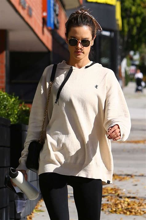 Alessandra Ambrosio In Tights Heads At A Pilates Class In Los Angeles