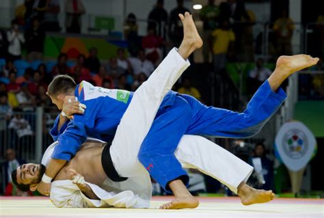 Legenda českého, ale i světového juda. Radio Prague - Krpálek clinches Olympic gold in judo ...