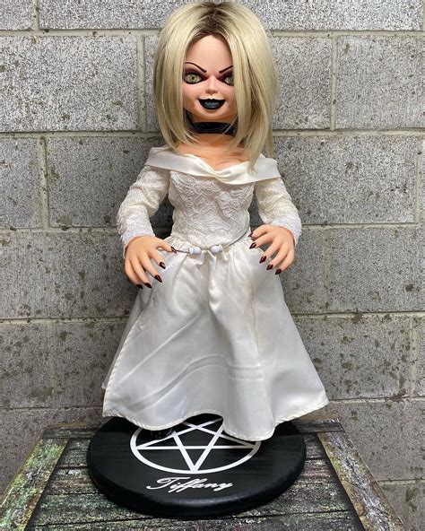 Seed Of Chucky Tiffany Doll Stand Display For Life Size Chucky Hot